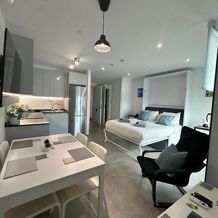 E1 Apartment High Level Sea View Gibilterra Esterno foto