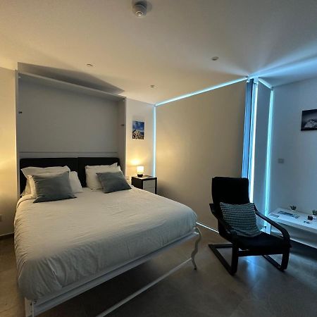 E1 Apartment High Level Sea View Gibilterra Esterno foto