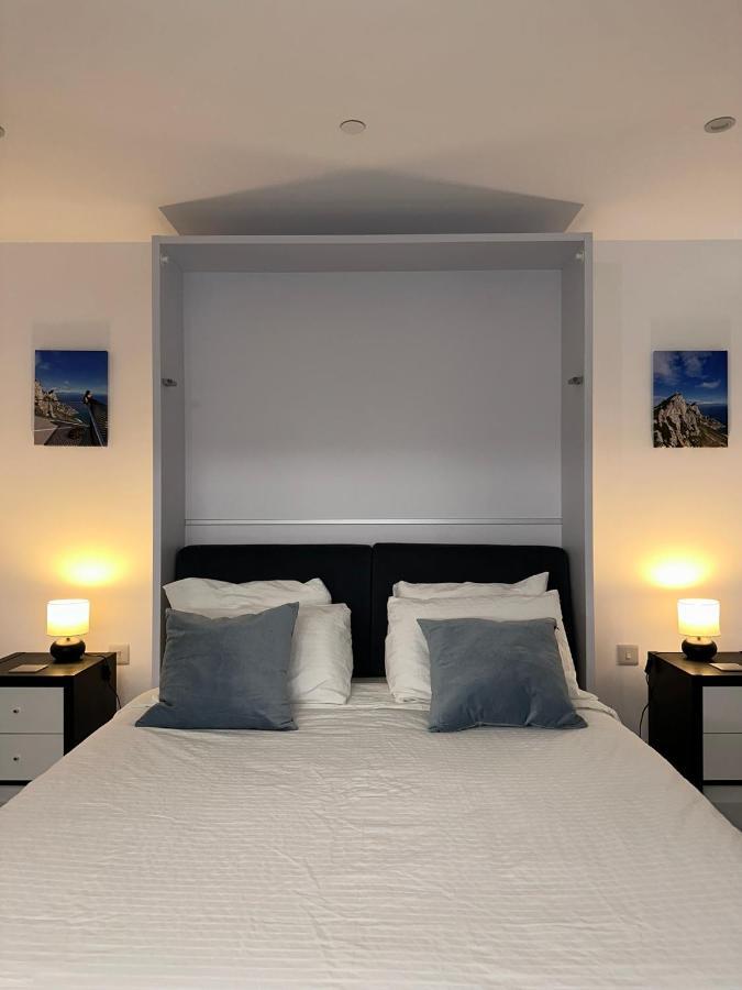 E1 Apartment High Level Sea View Gibilterra Esterno foto
